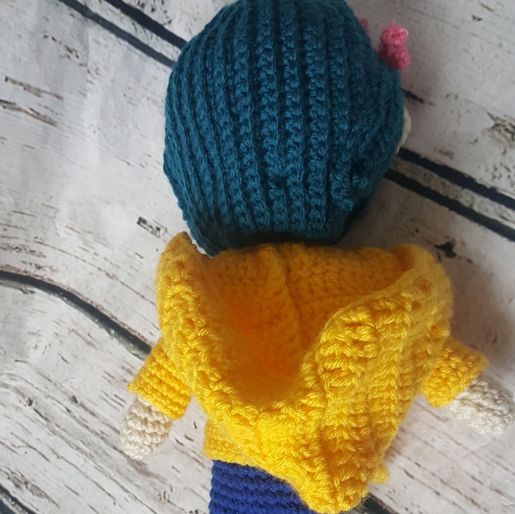 Crochet Coraline Doll - Picture 10 of 16